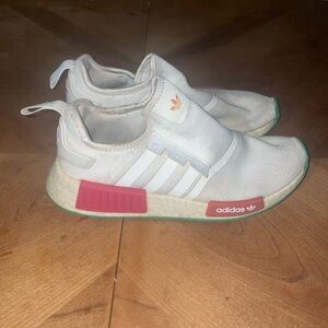 Women Adidas NMD Shoes size 7